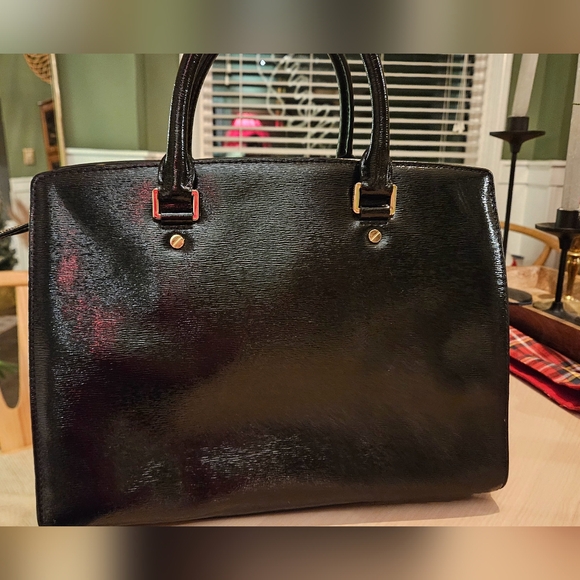 MICHAEL KHORS Selma Large Top Zip Satchel Patent Leather -Black. - Picture 7 of 14